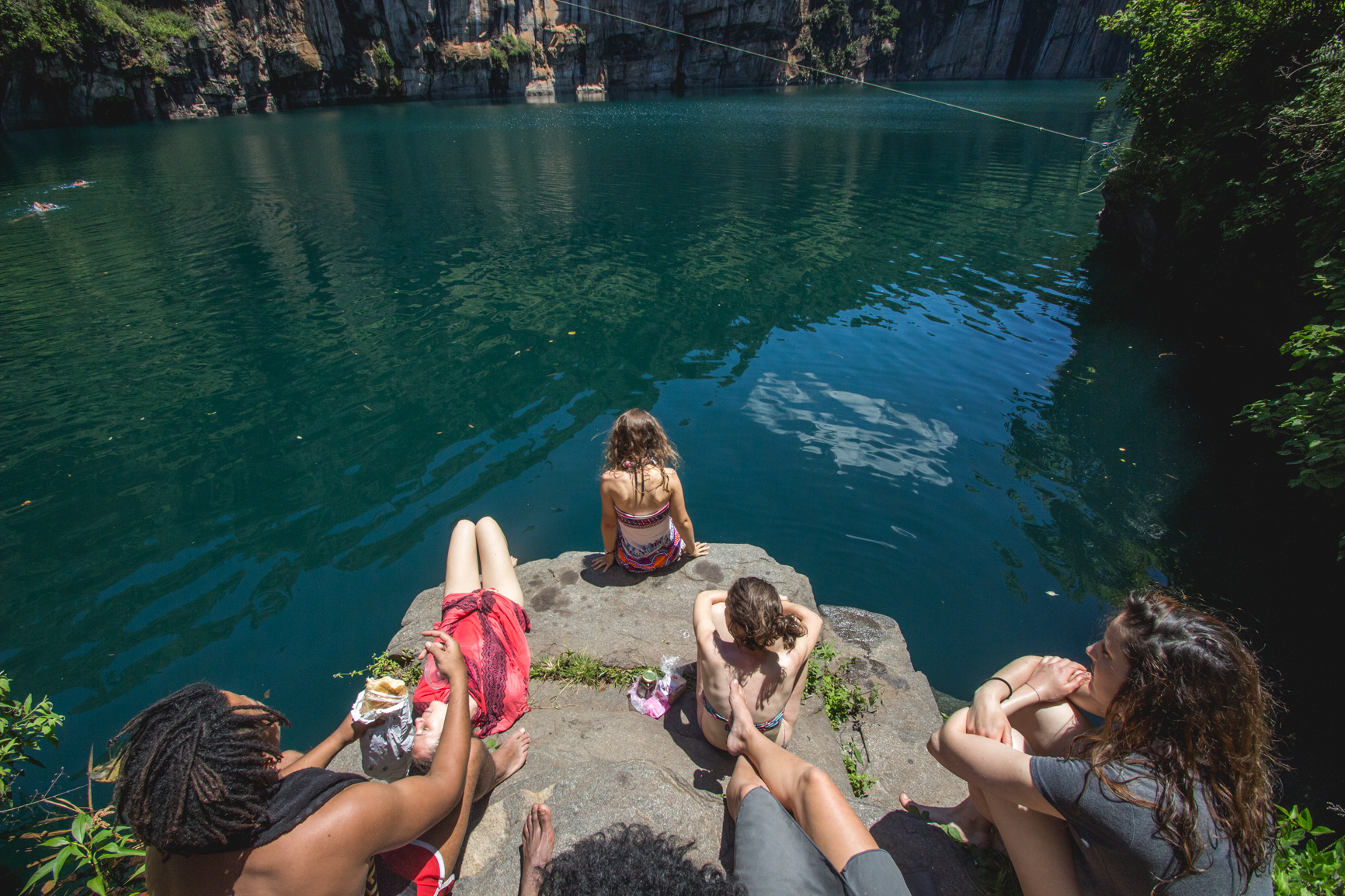 Madagascar-Lac-Tritriva-devant-le-lac-Nathanael-Oliveira